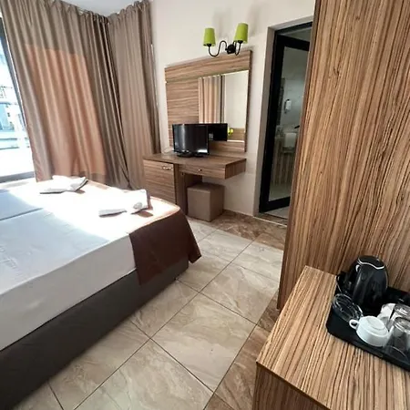 Ξενοδοχείο Seabreaze 3*